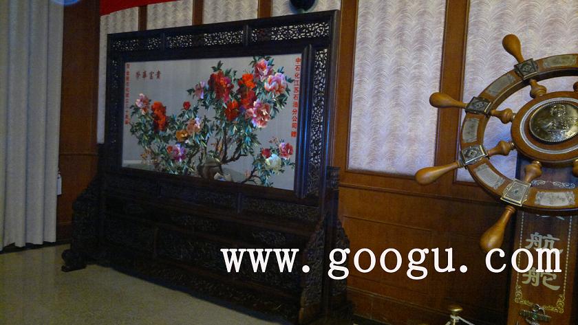 中石化會議刺繡擺件，中石油公司贈 嬌古蘇繡禮品